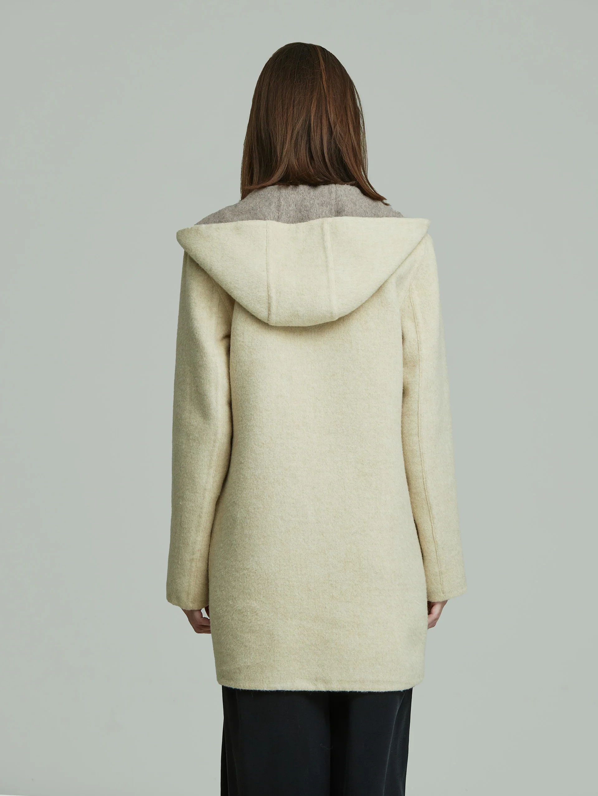 Abrigo Alaia De Baby Alpaca Color Beige - Image 8