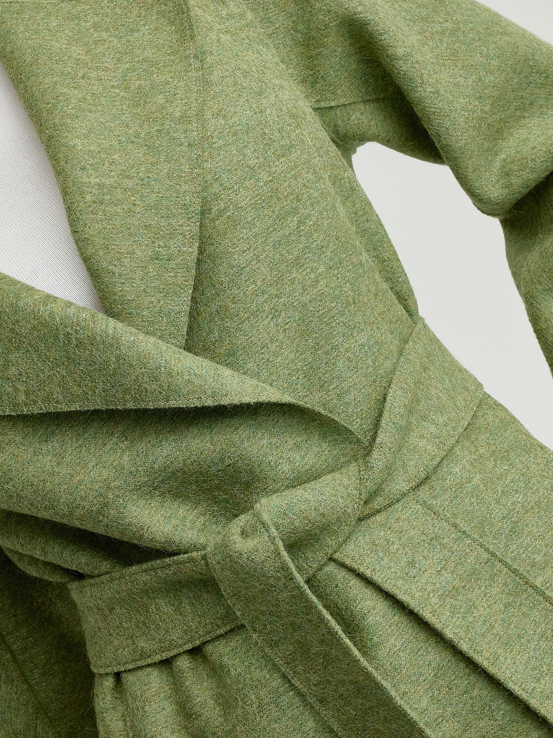 Abrigo Yrene De Alpaca Color Verde - Image 5