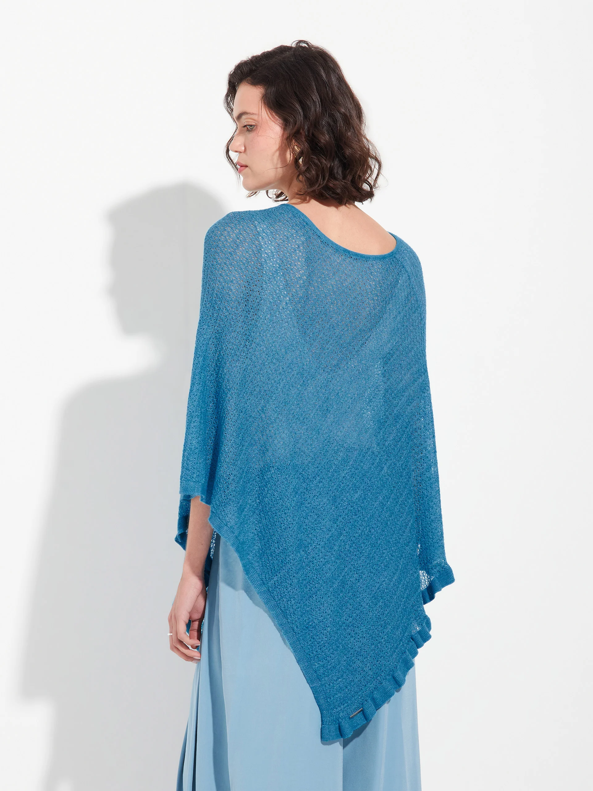 Capa Zaeta De Baby Alpaca Color Azul - Image 3