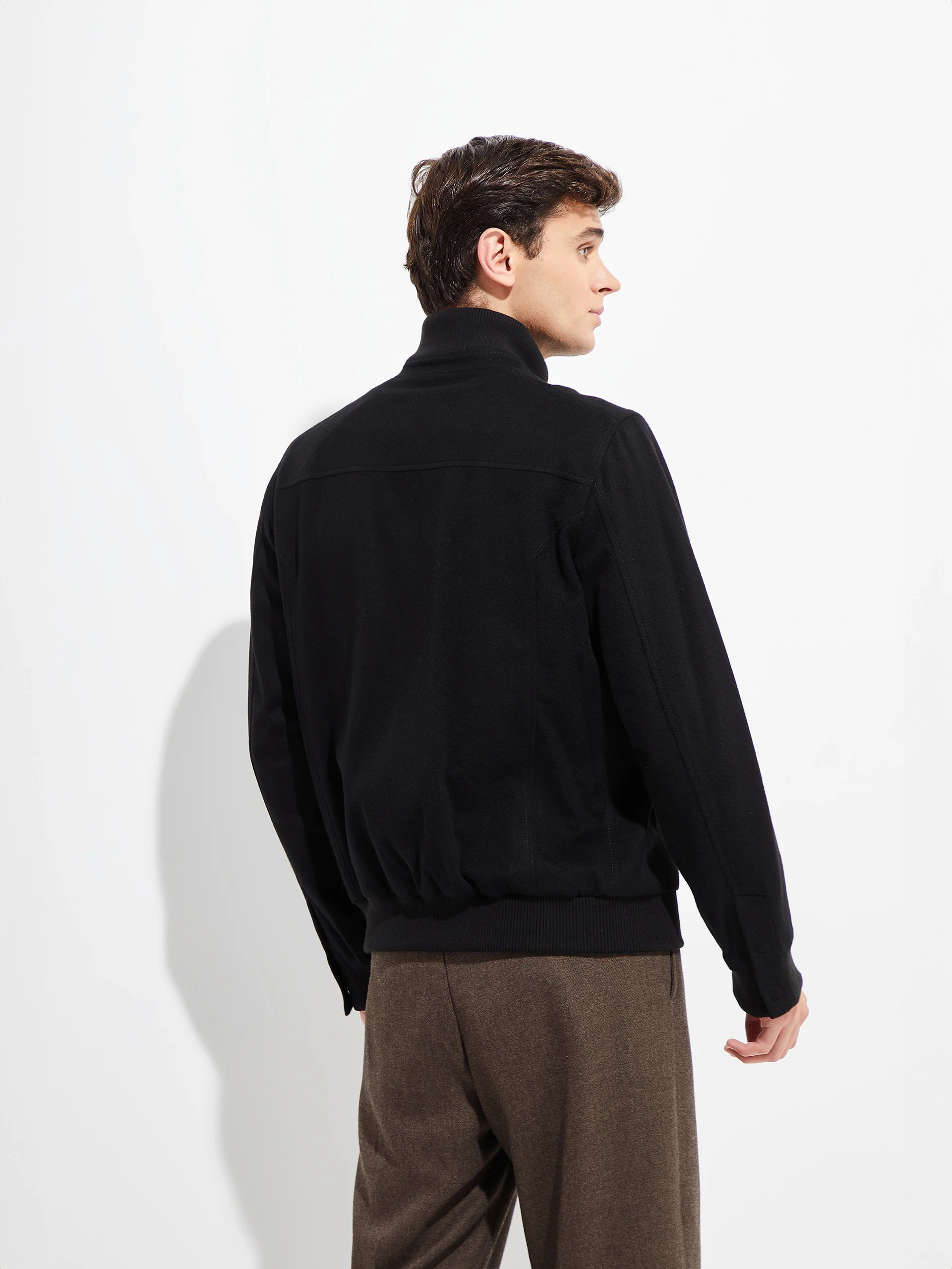 Casaca Benedict De Vicuña Color Negro - Image 3