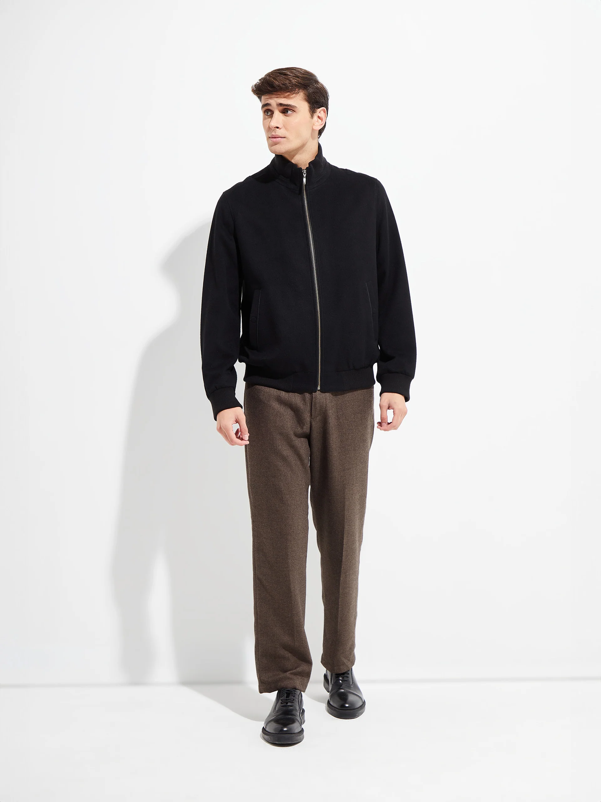Casaca Benedict De Vicuña Color Negro - Image 4