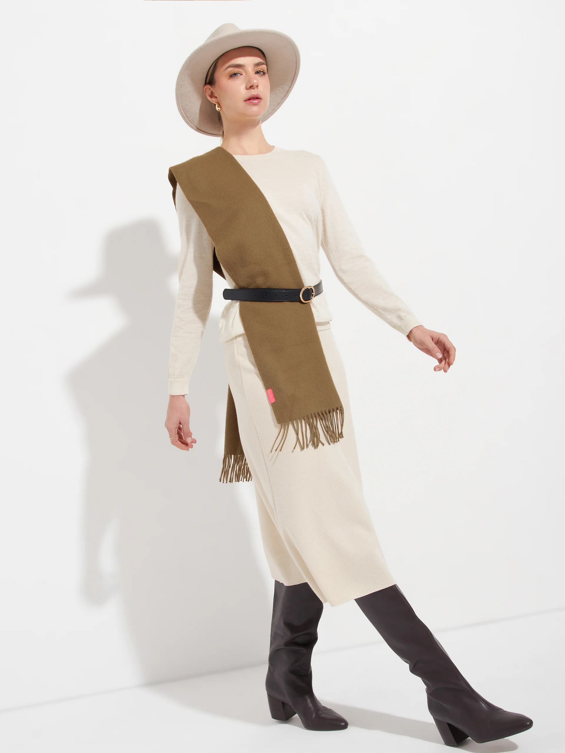 Chalina Adrian De Baby Alpaca Color Beige