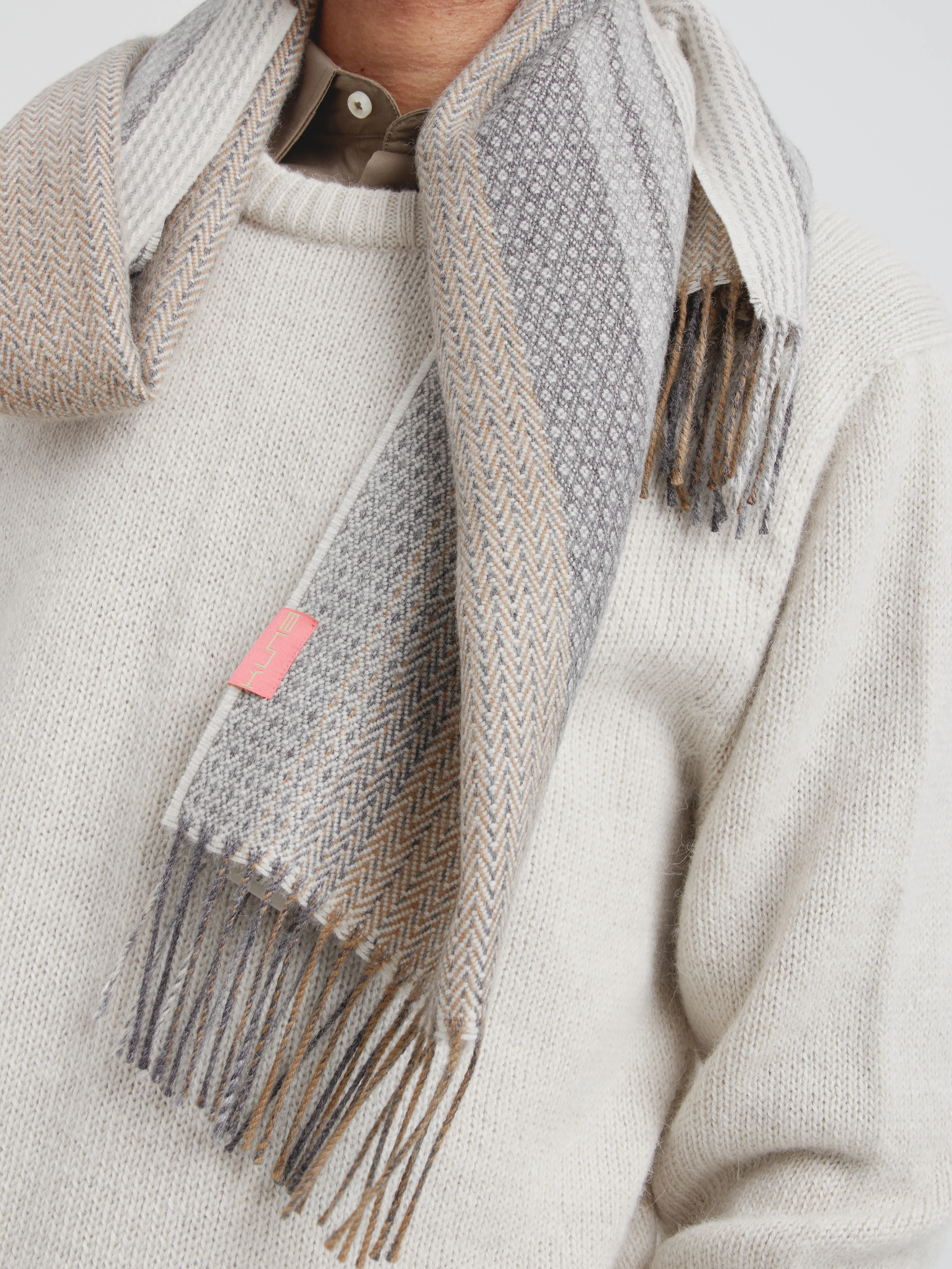 Chalina Cesped De Baby Alpaca Color Beige - Image 5