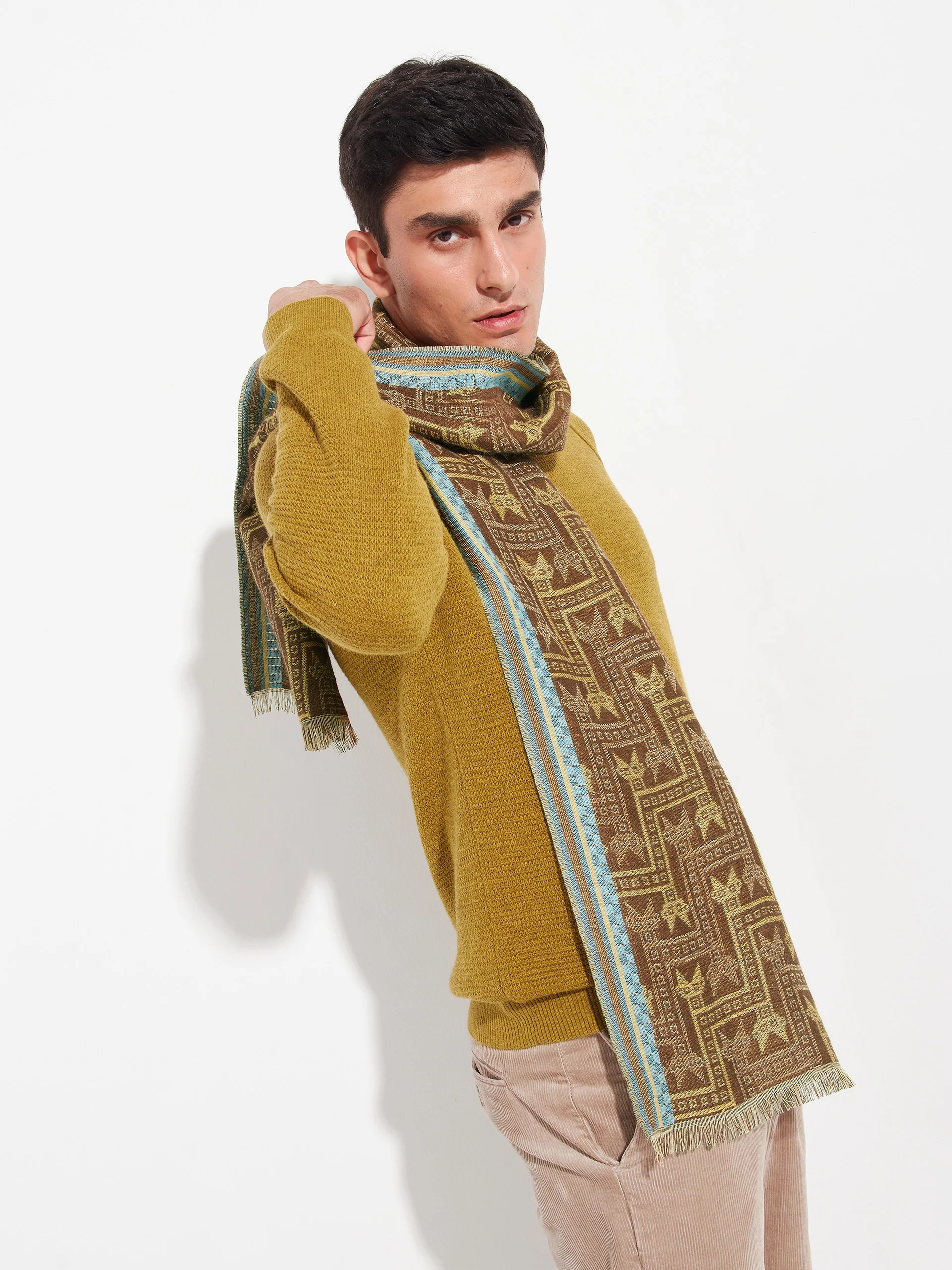 Chalina Chancay - 39 De Baby Alpaca Color Amarillo - Image 7