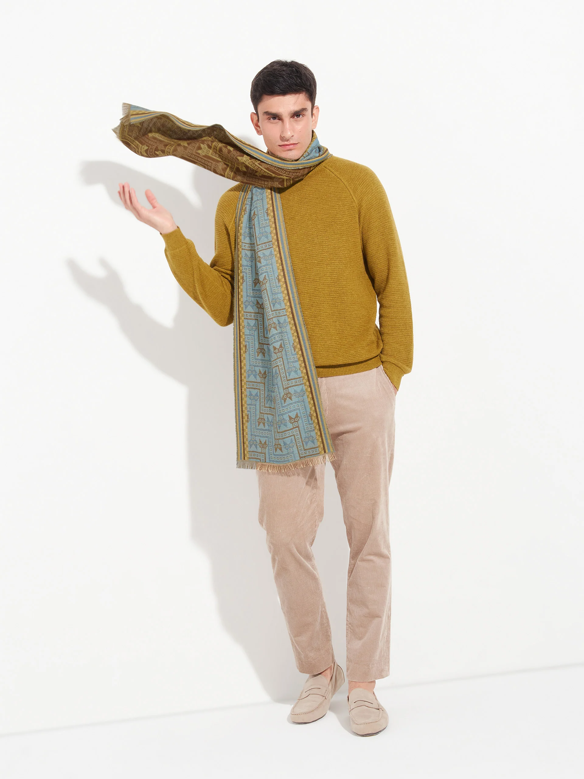 Chalina Chancay - 39 De Baby Alpaca Color Amarillo - Image 8