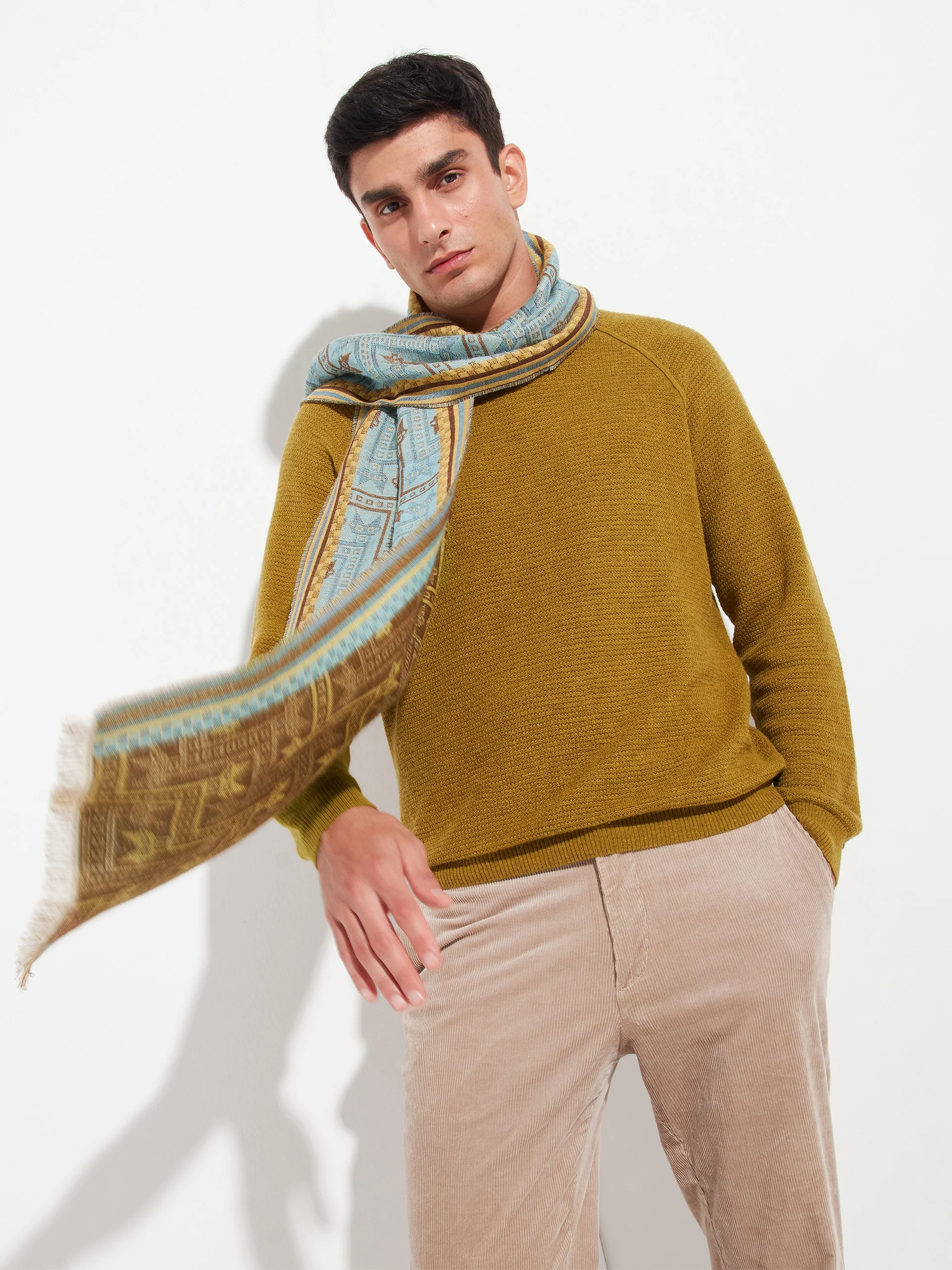 Chalina Chancay - 39 De Baby Alpaca Color Amarillo - Image 9