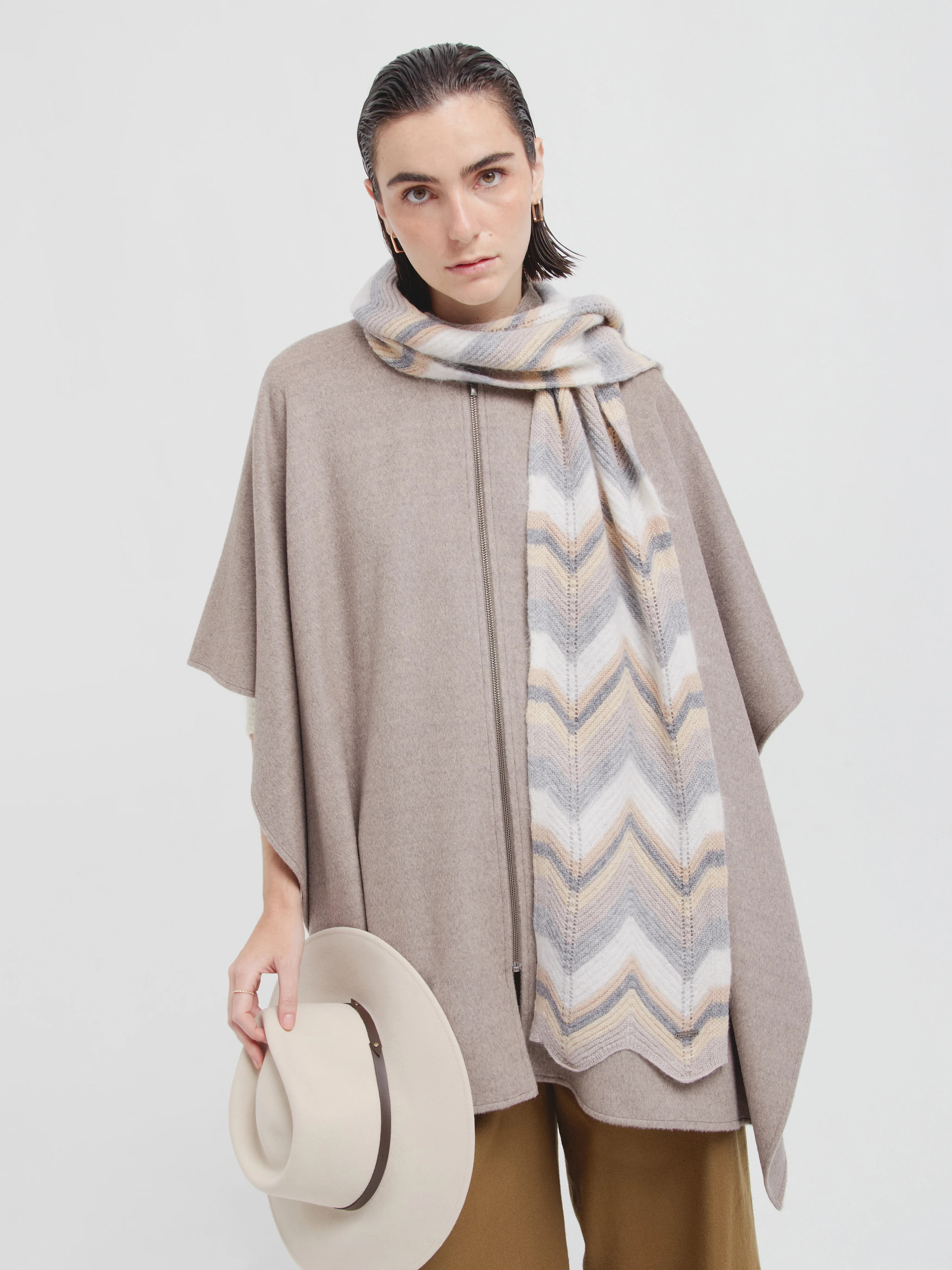 Chalina Cristal De Baby Alpaca Color Gris - Image 2