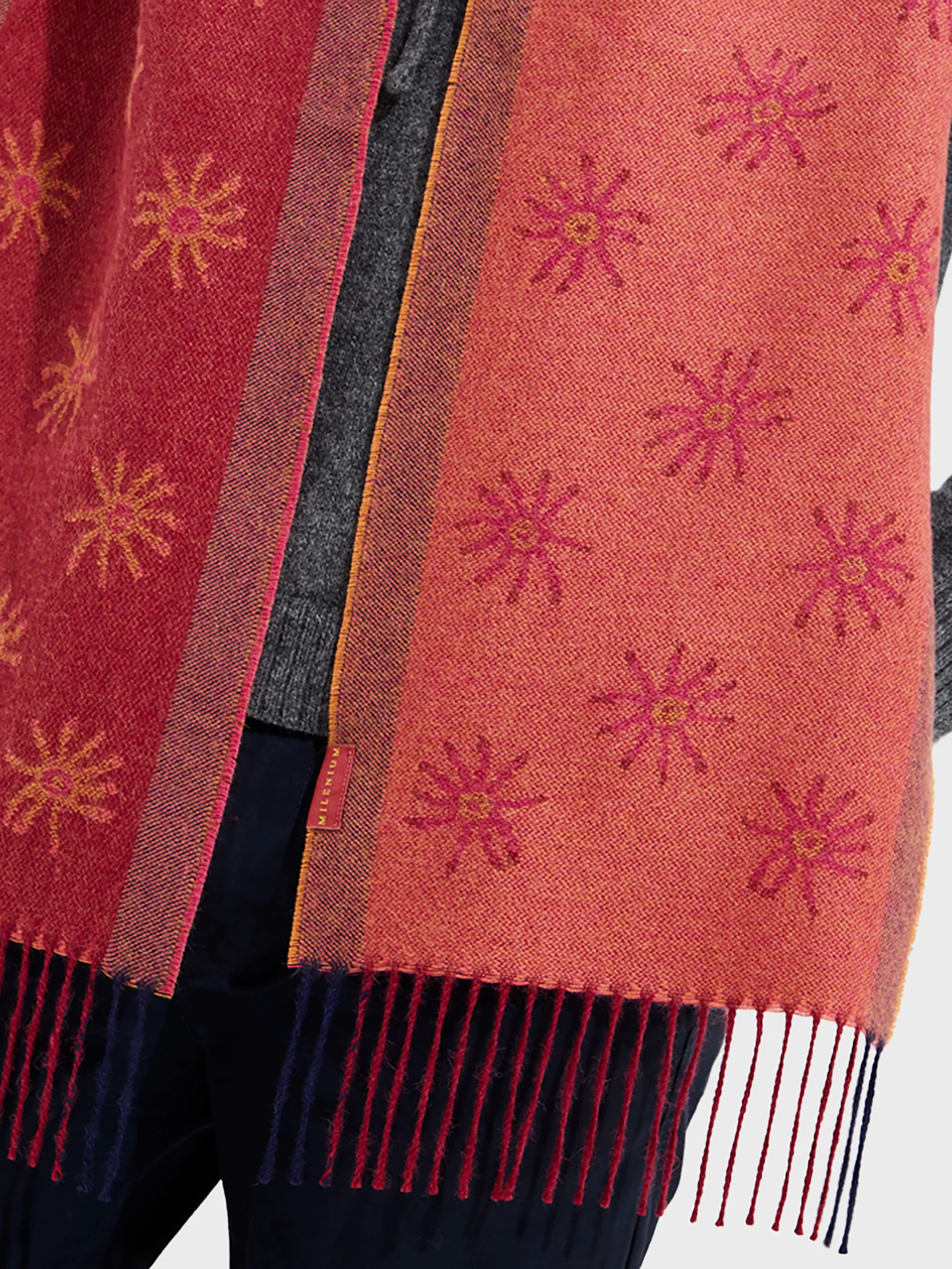Chalina Nazca - 18 De Baby Alpaca Color Rojo - Image 5