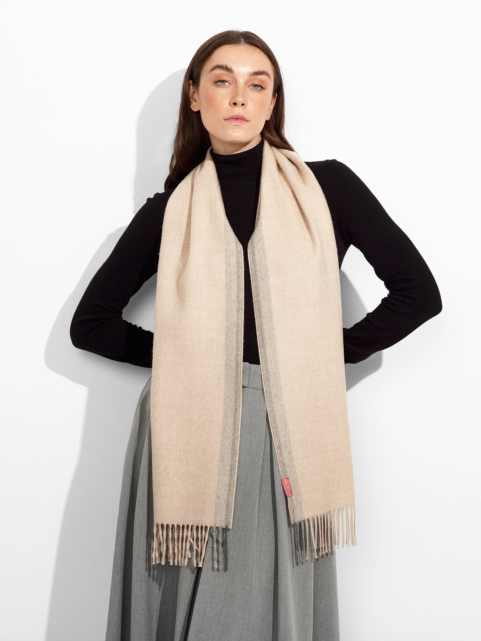 Chalina Ravenna De Baby Alpaca Color Beige