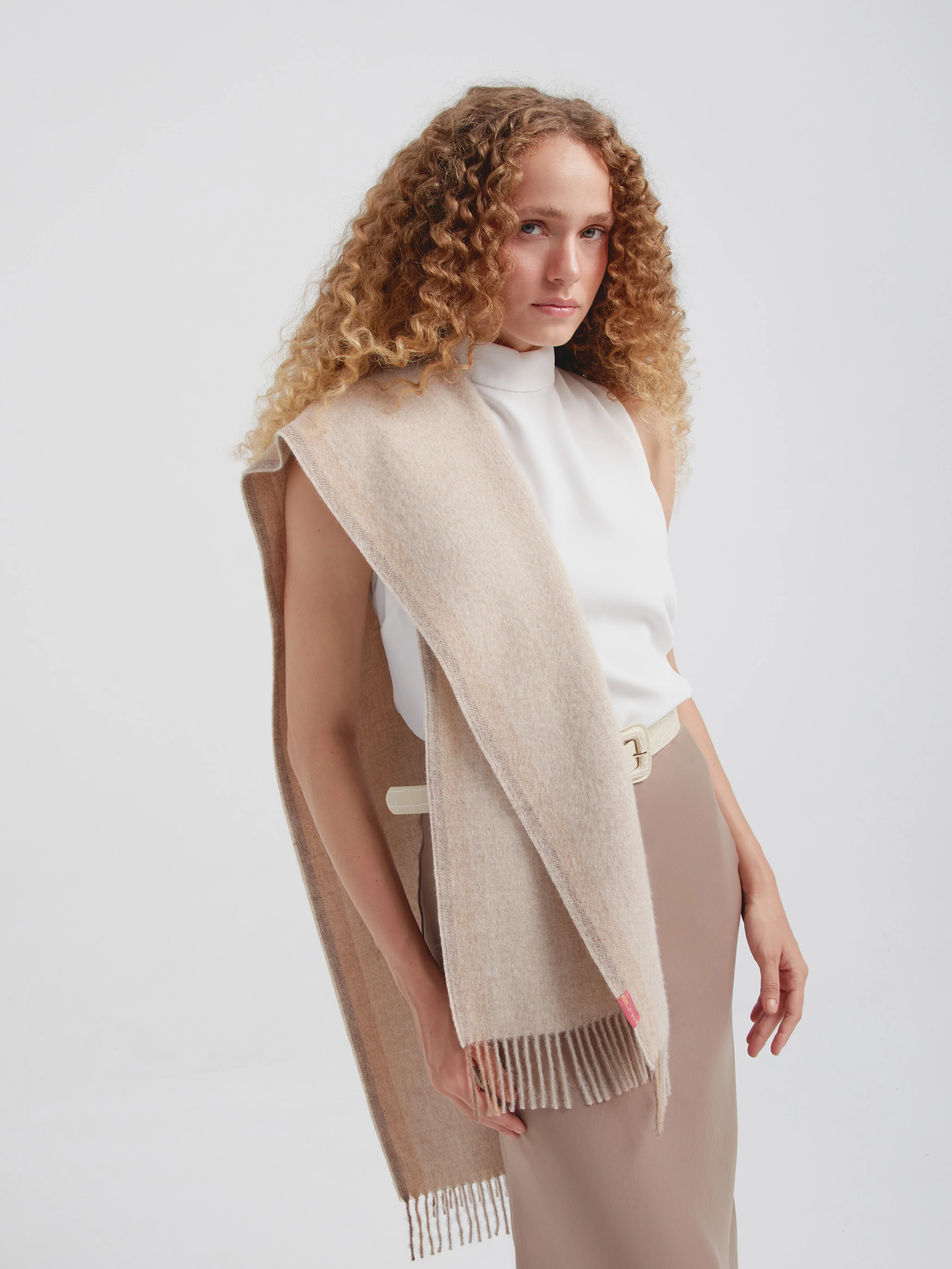 Chalina Ravenna De Baby Alpaca Color Beige - Image 2