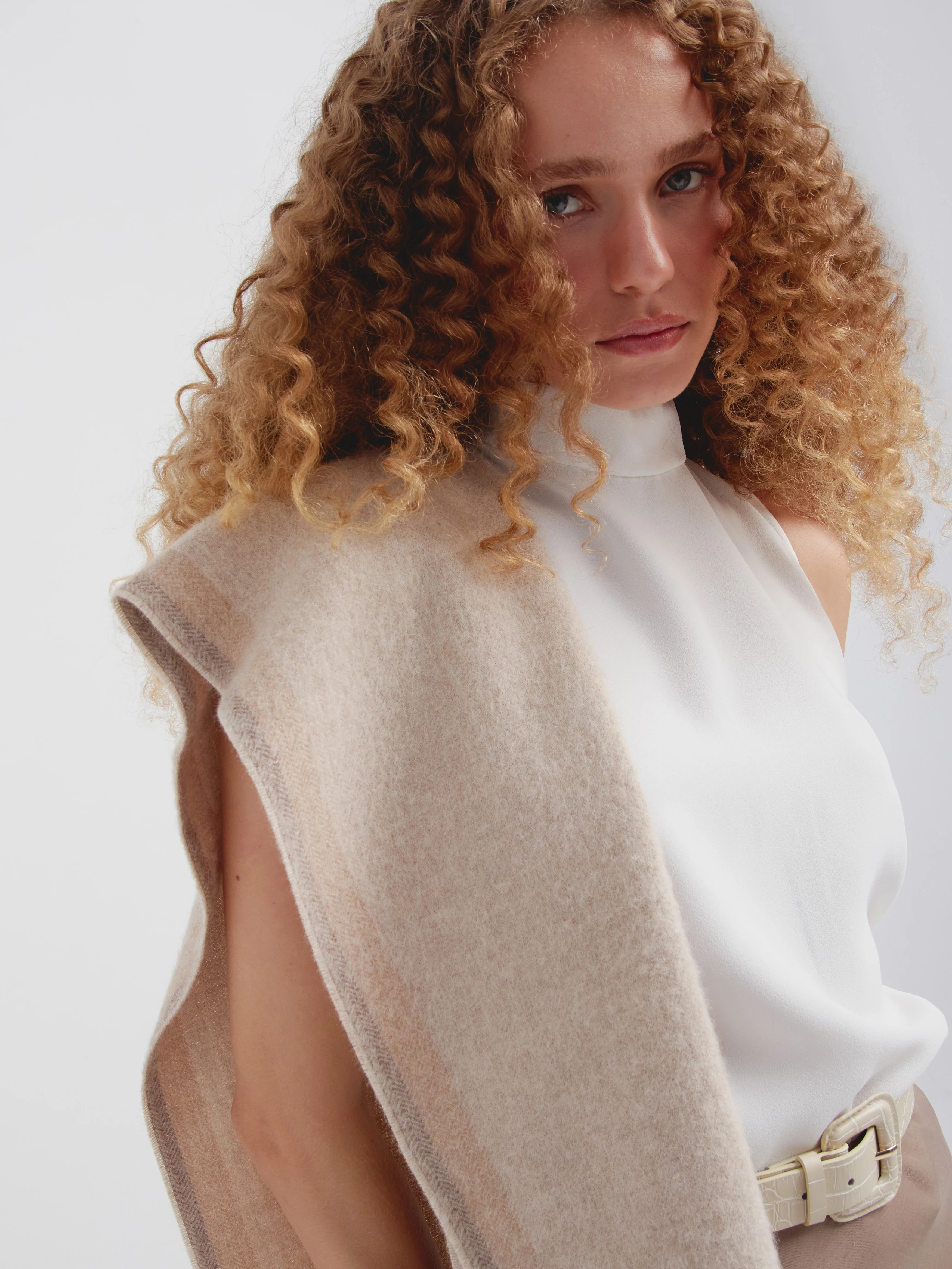 Chalina Ravenna De Baby Alpaca Color Beige - Image 3