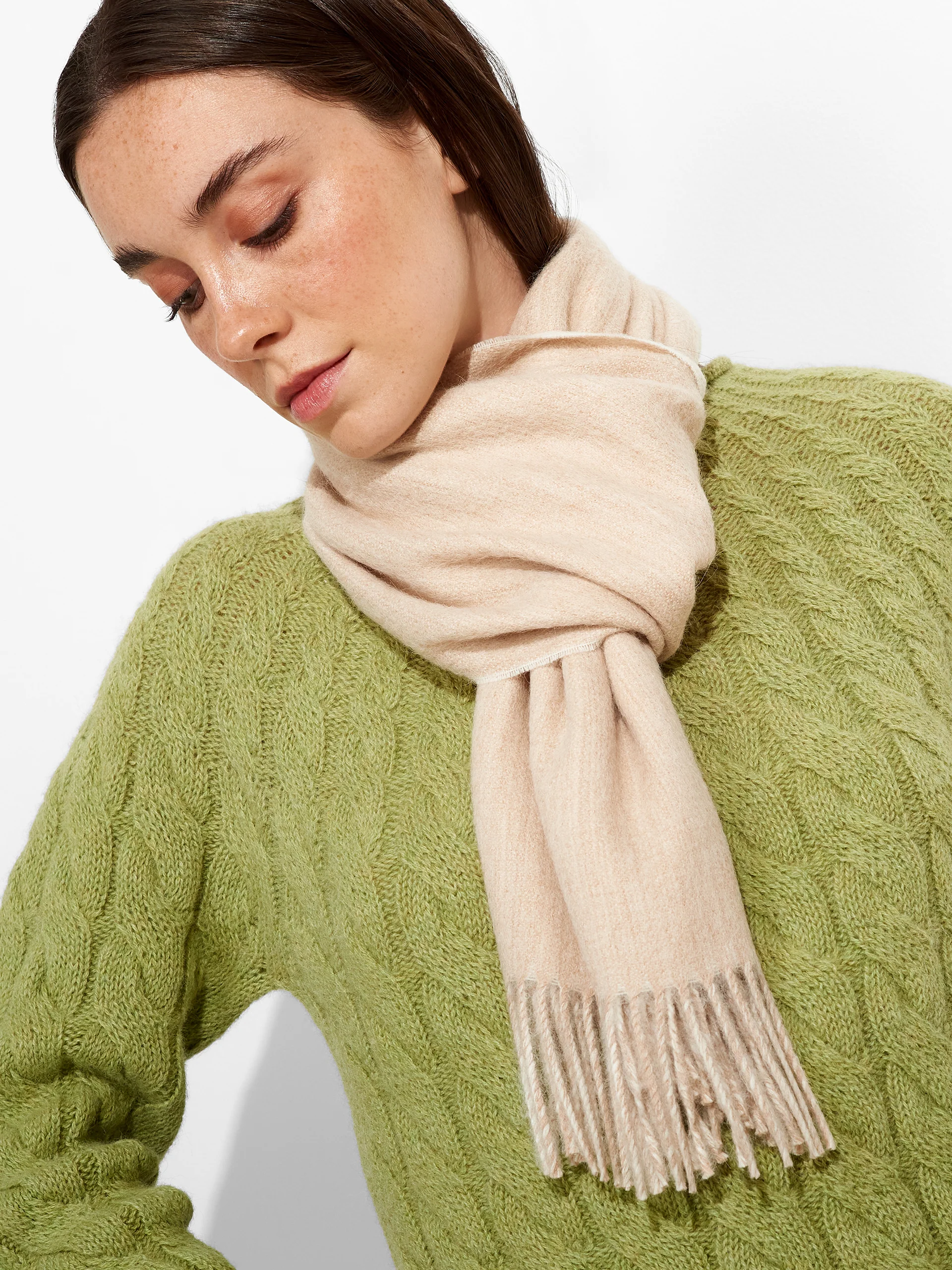 Chalina Tundra B De Baby Alpaca Color Beige - Image 3
