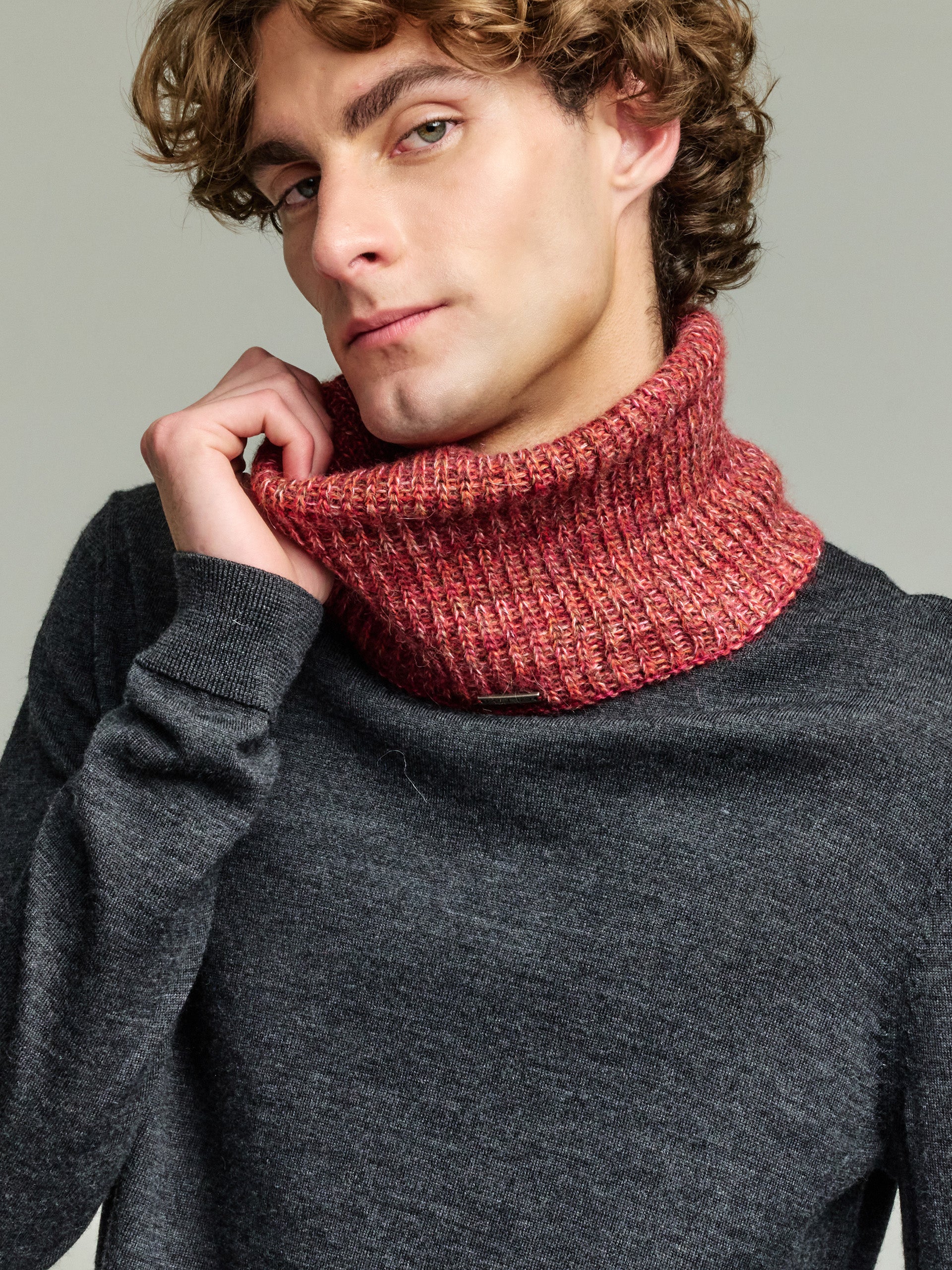 Chalina Ubicate Neck De Baby Alpaca Color Rojo - Image 5