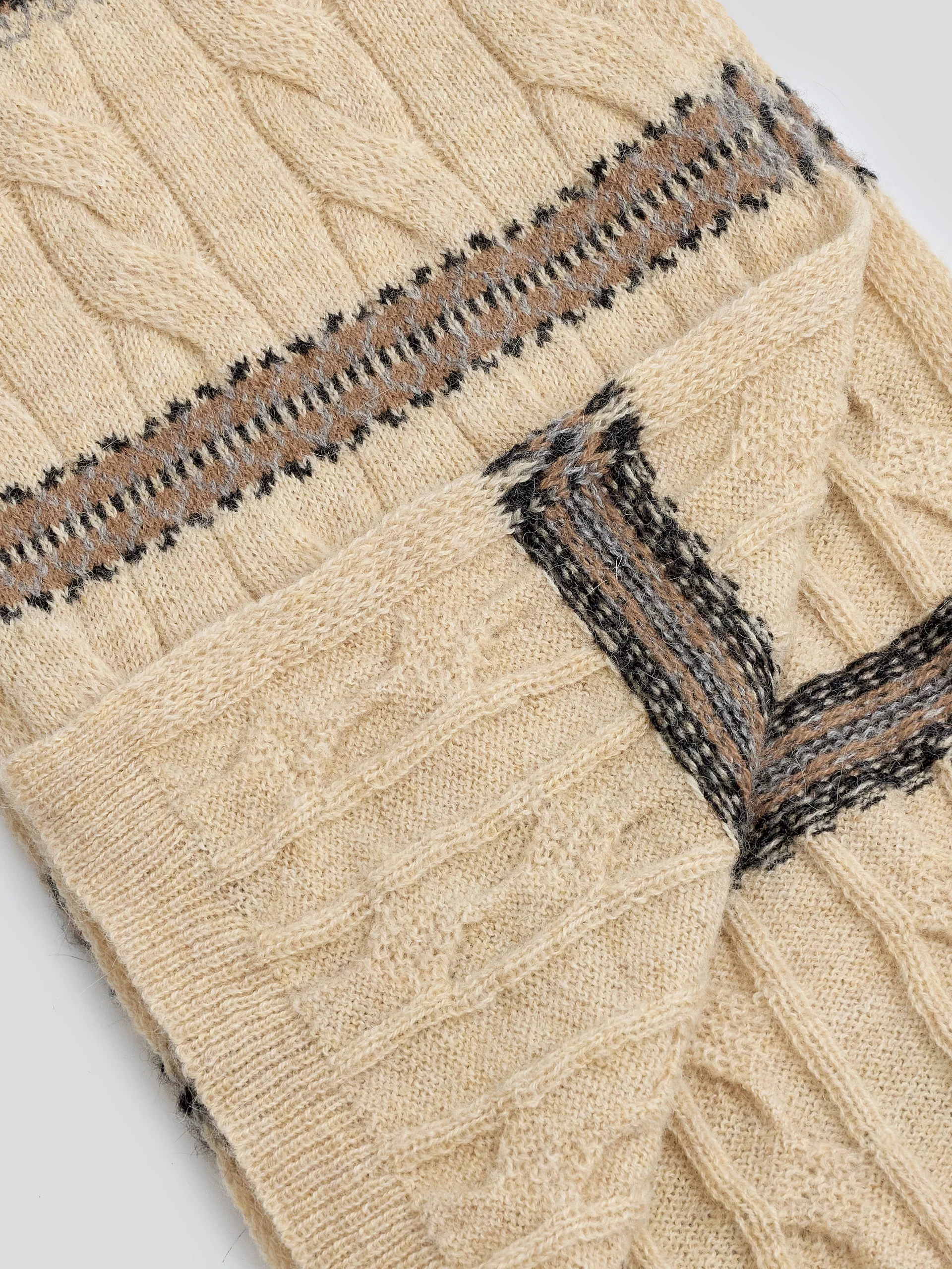 Chalina Yoke Scarf De Baby Alpaca Color Beige - Image 6