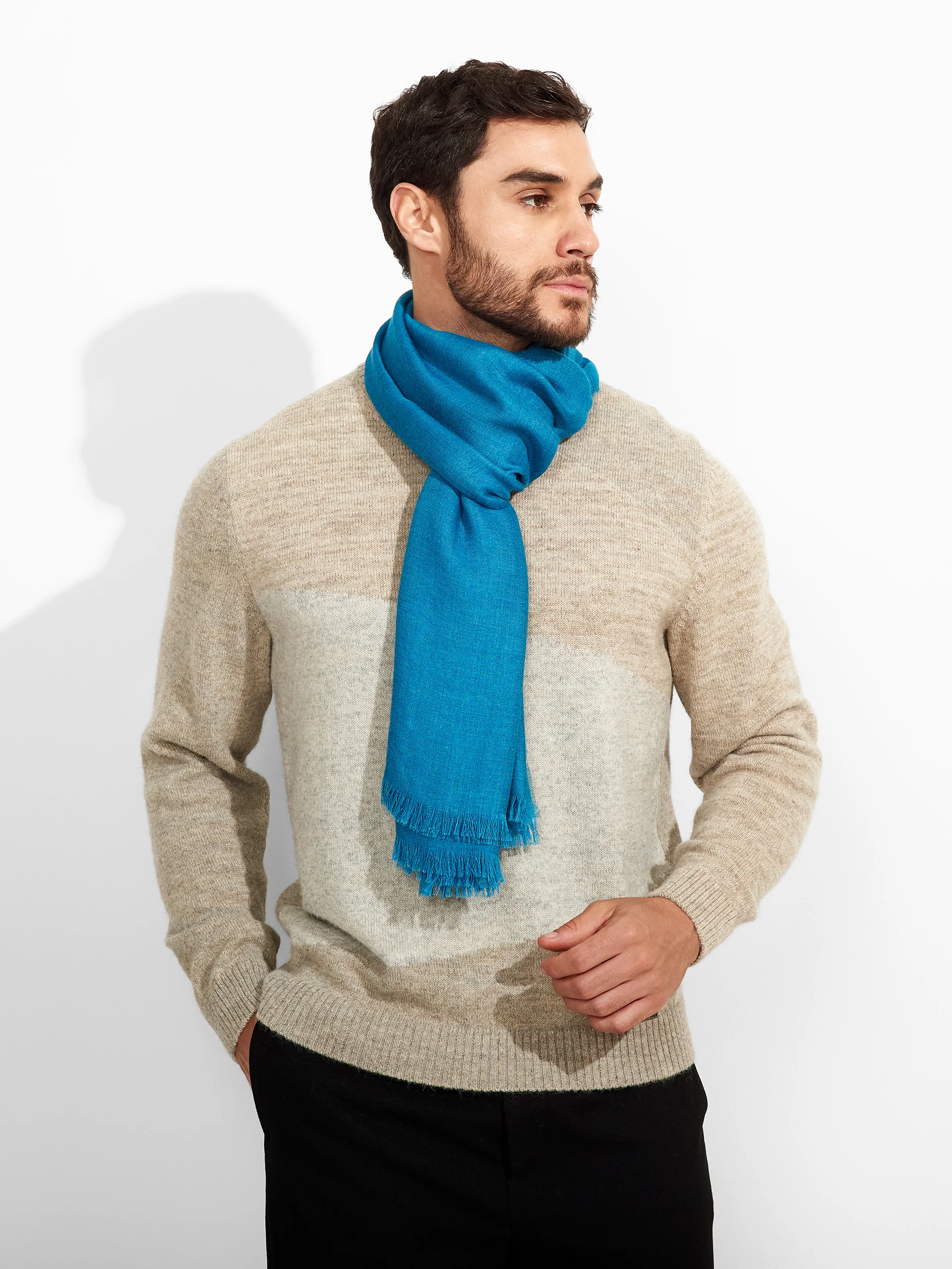 Estola Amareto De Baby Alpaca Color Azul - Image 4