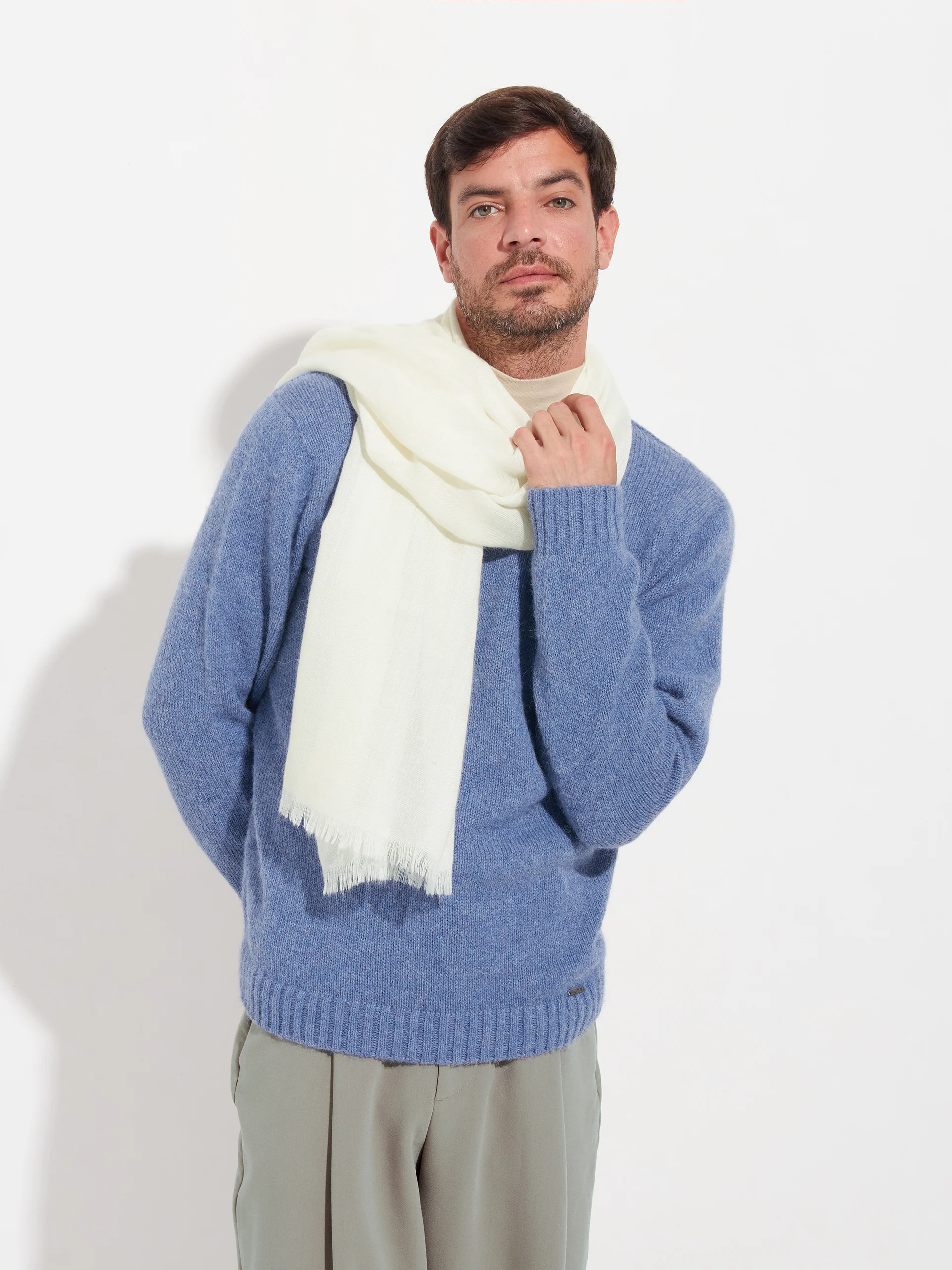 Estola Amareto De Baby Alpaca Color Ecru - Image 5
