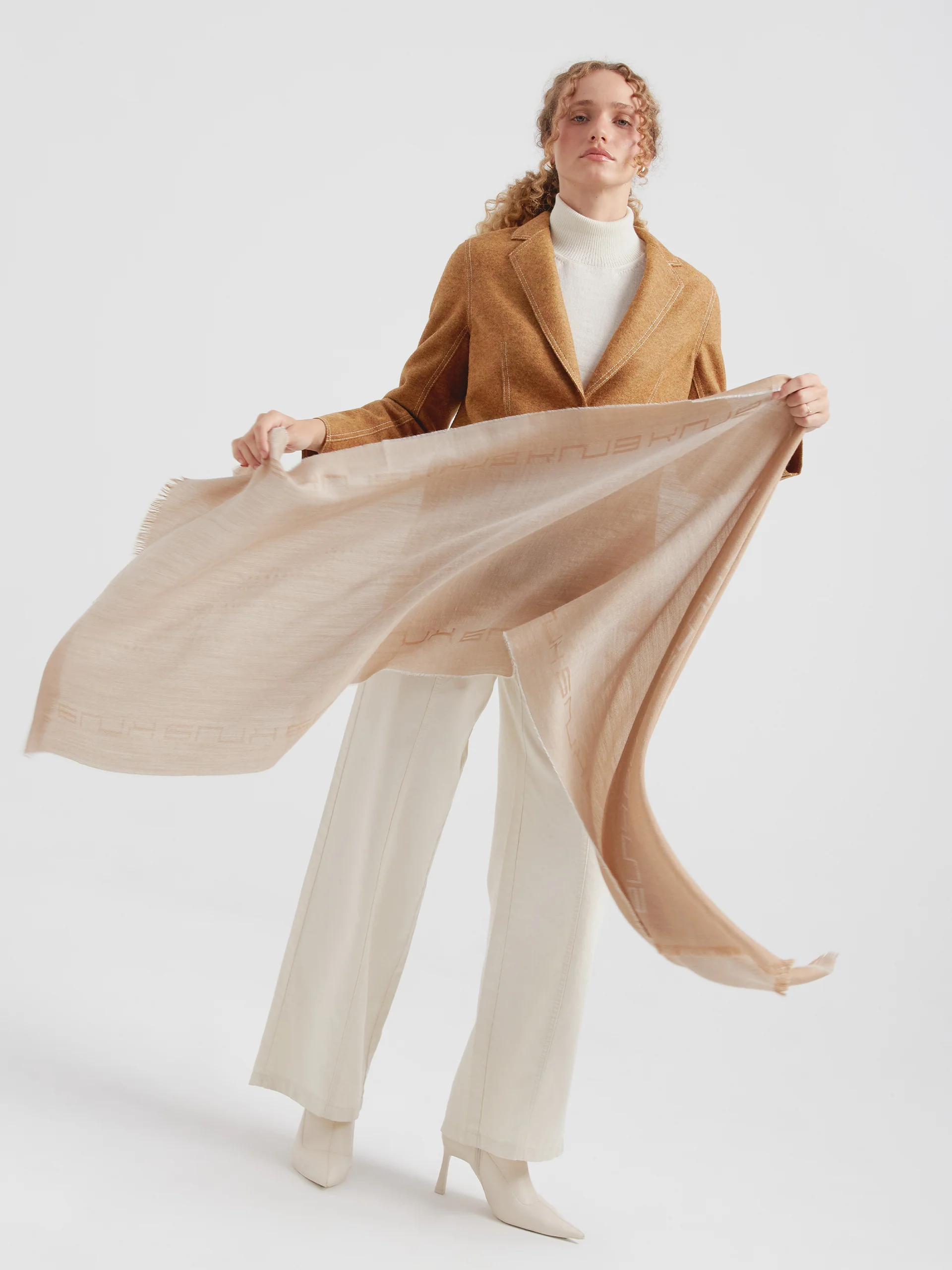 Estola Cantera De Baby Alpaca Color Camel