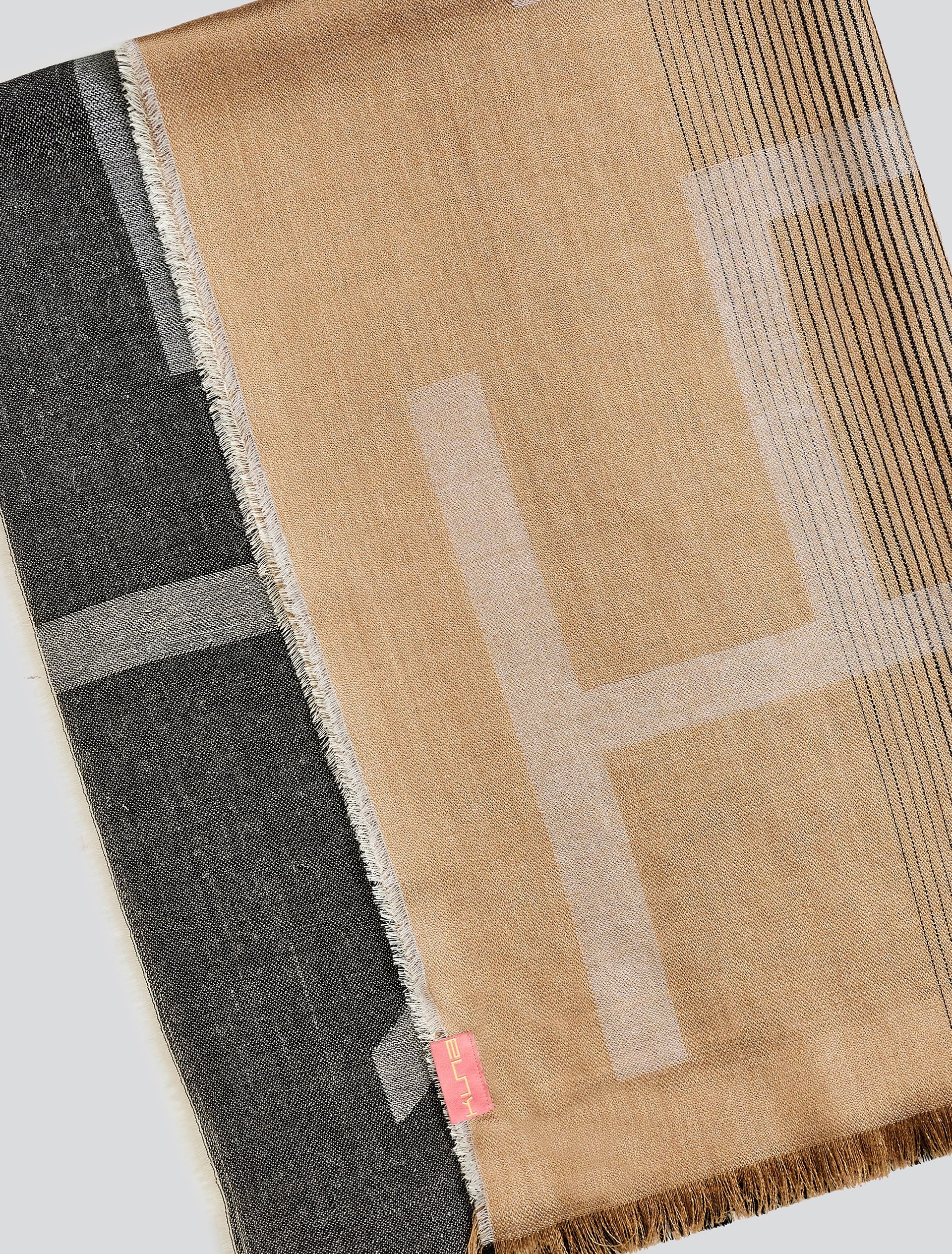 Estola Yrati De Baby Alpaca Color Gris - Image 6