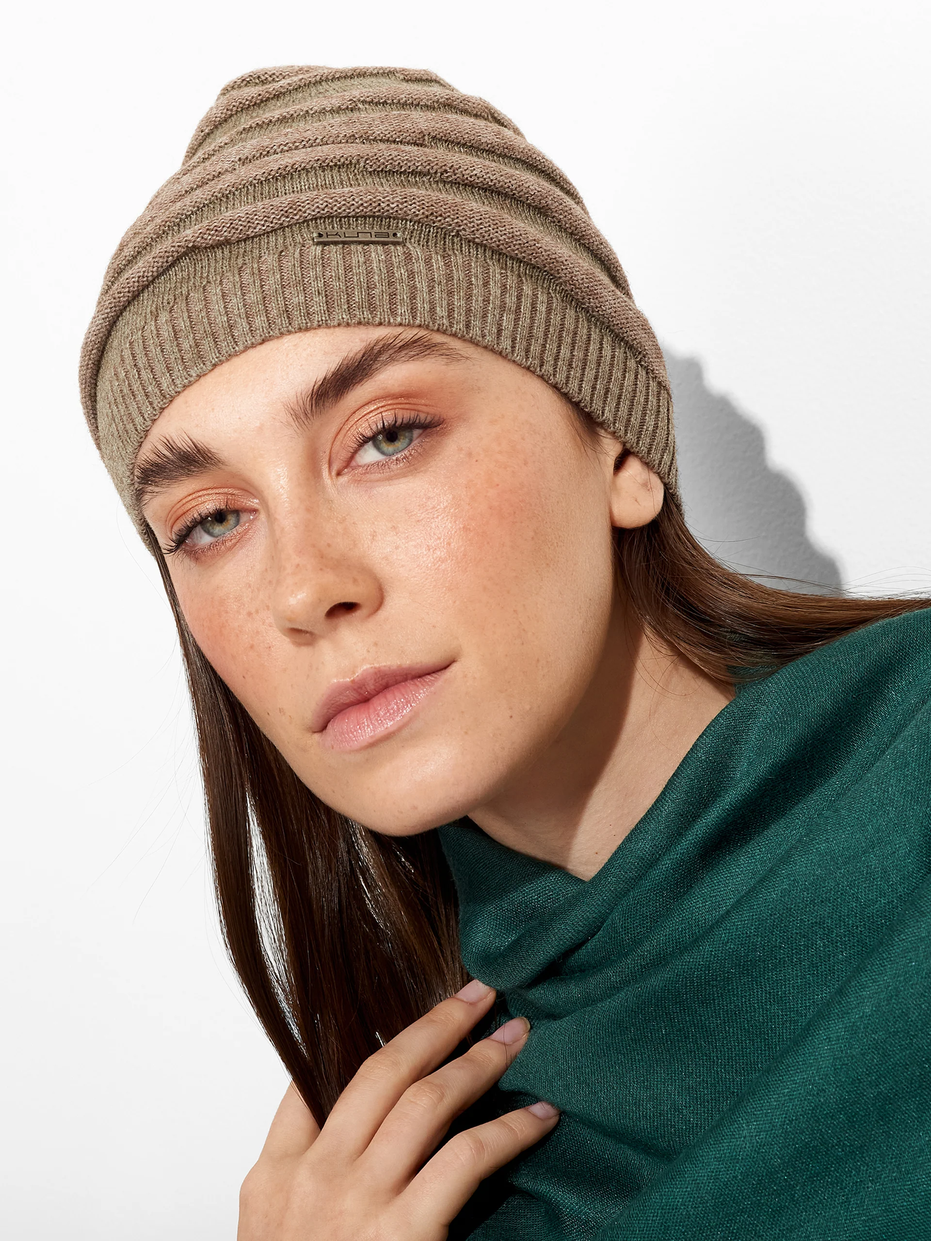 Gorro Zion De Algodón Color Beige - Image 3