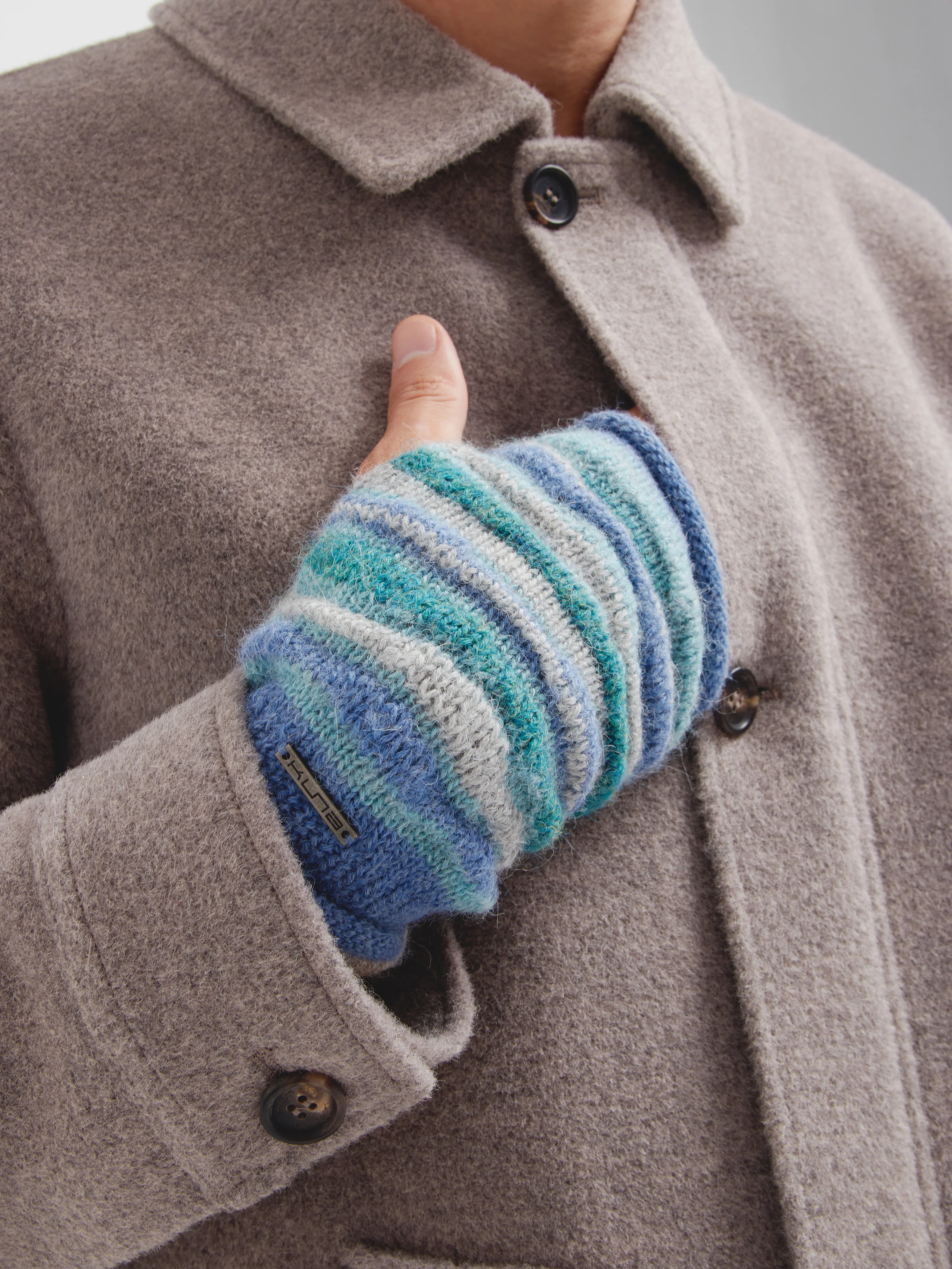 Guantes Corina De Baby Alpaca Color Celeste - Image 5