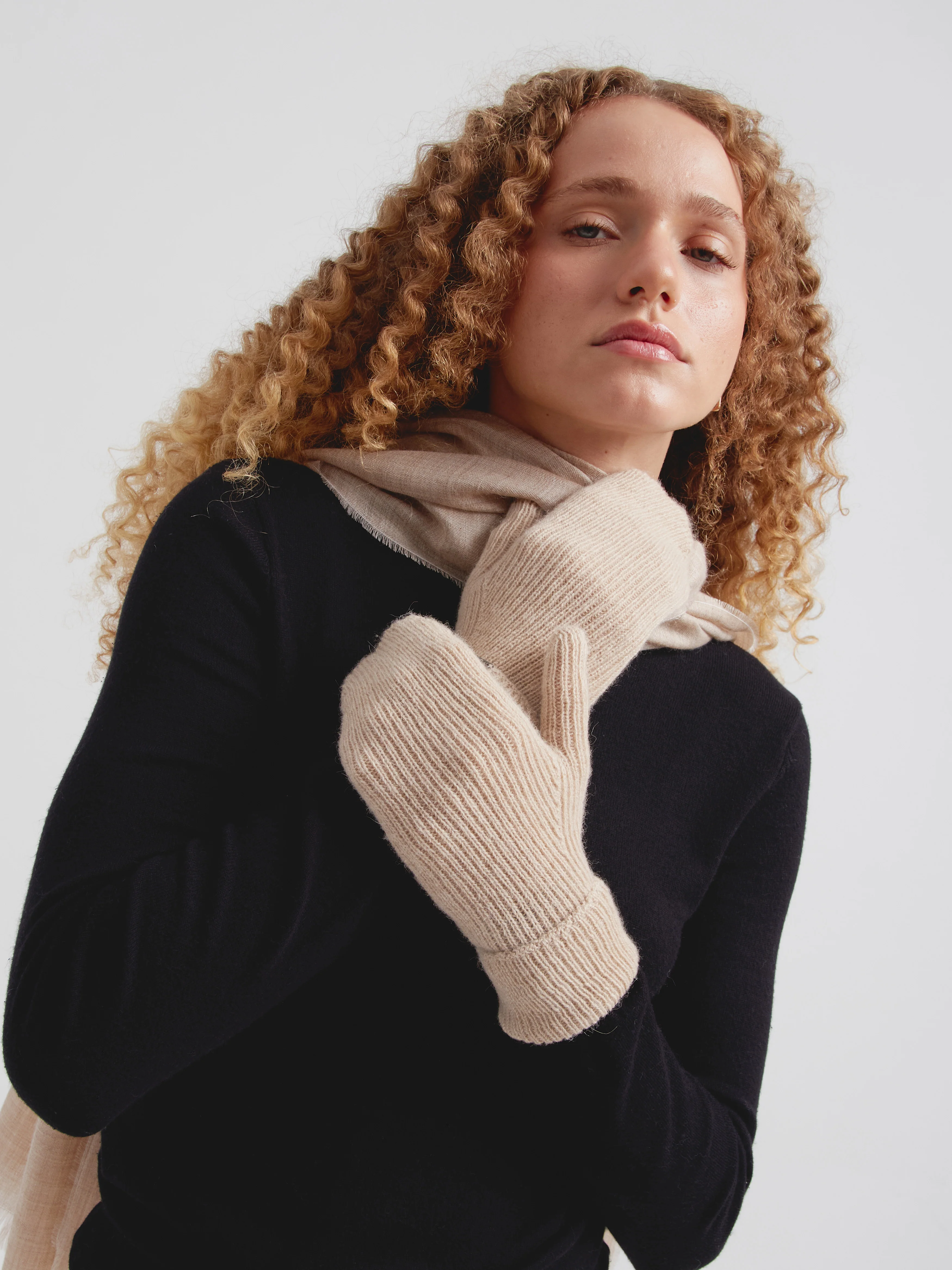 Guantes Cyril De Baby Alpaca Color Beige - Image 2