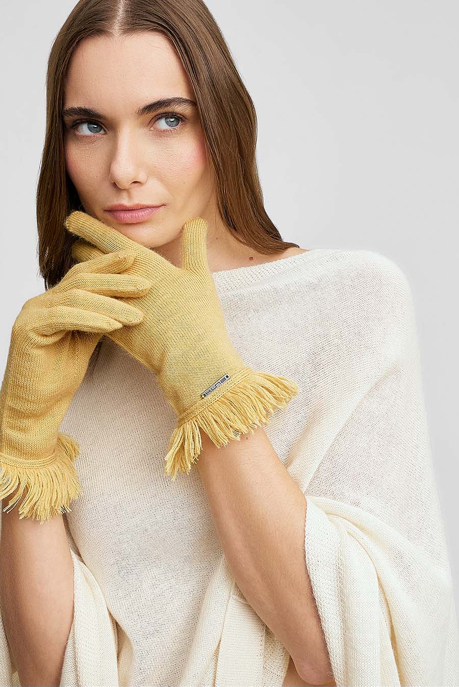 Guantes Wolyn De Baby Alpaca Color Amarelo