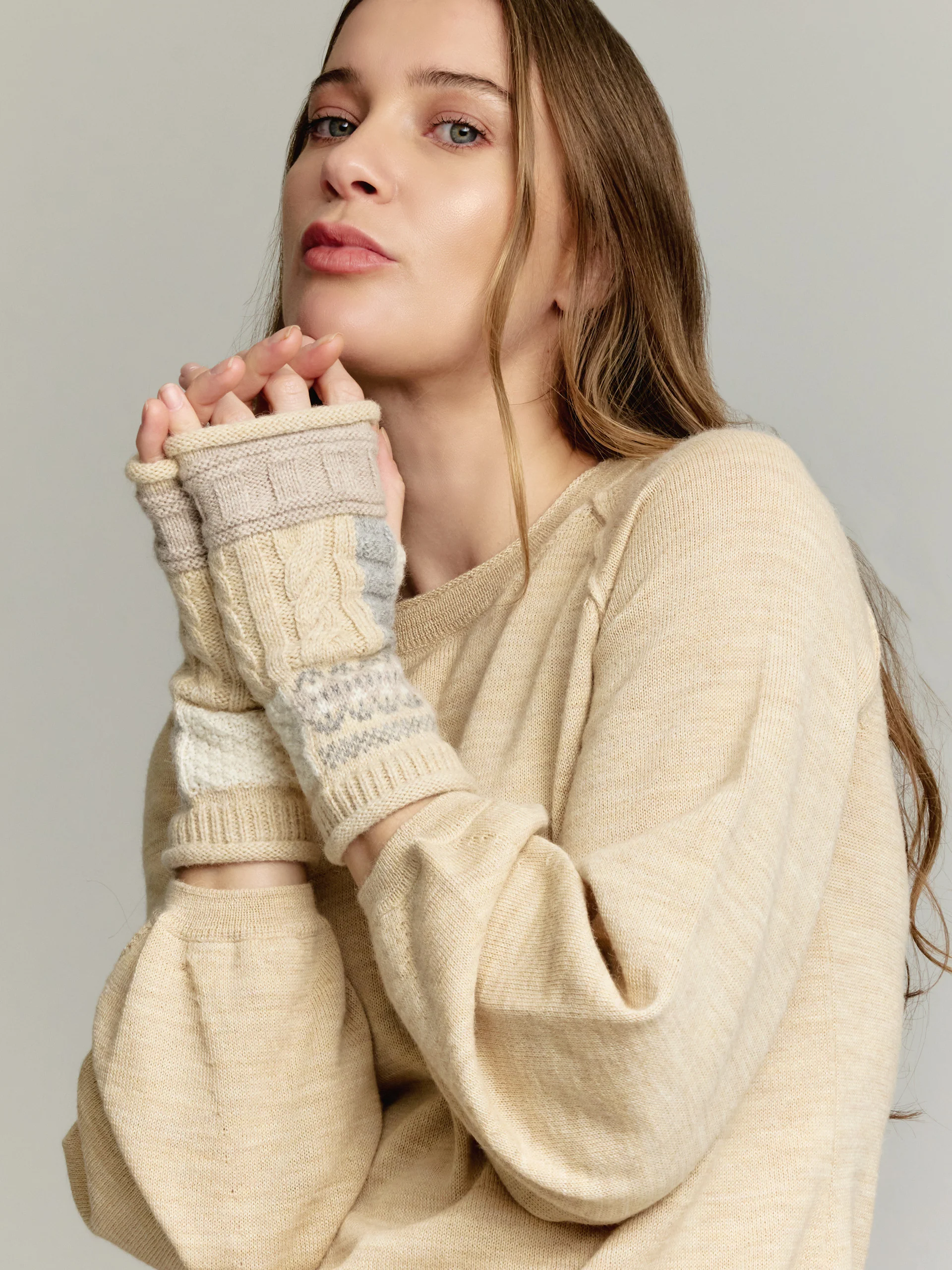 Guantes Yourself De Baby Alpaca Color Beige - Image 3