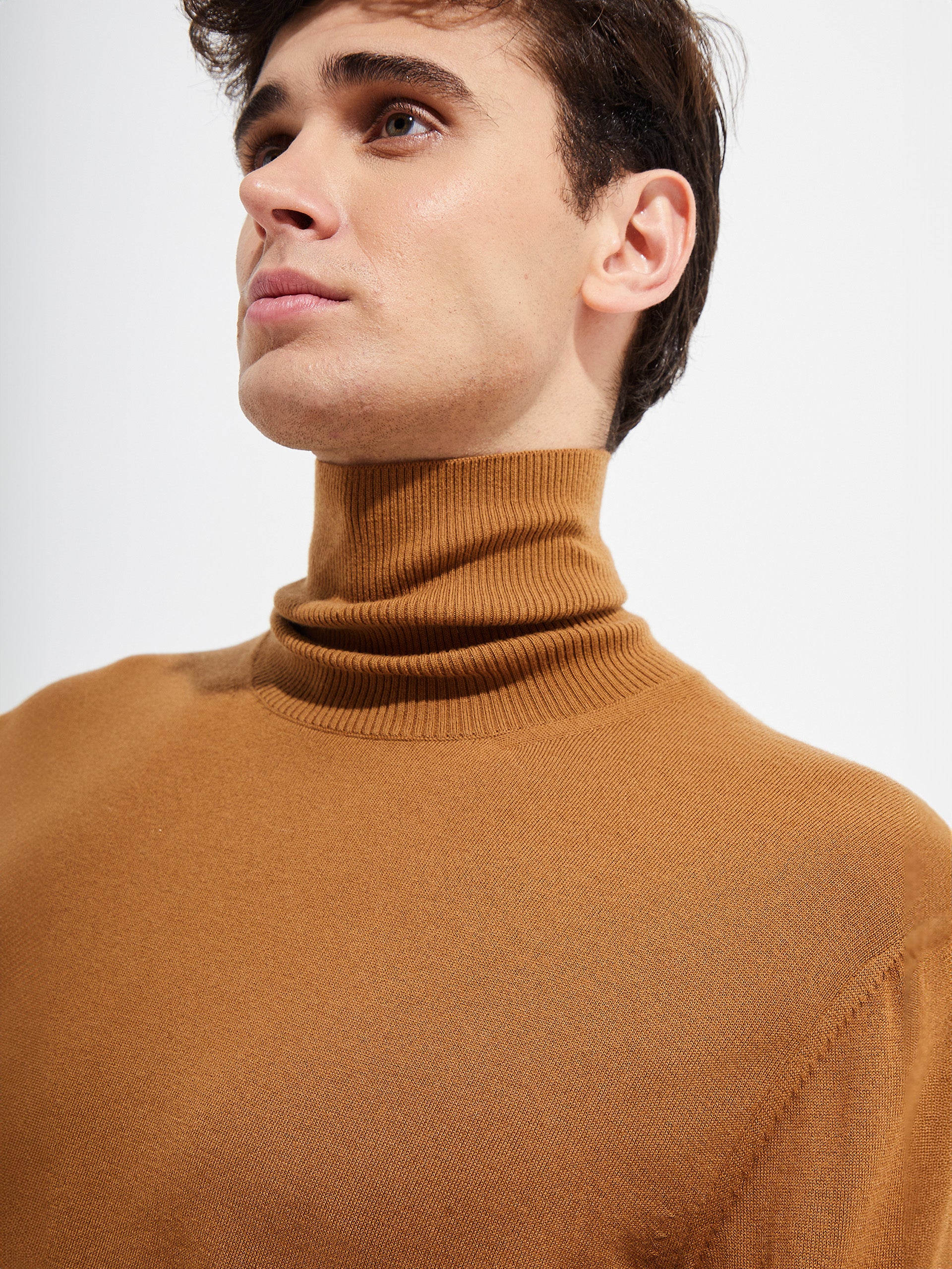 Suéter Bach De Vicuña Color Camel - Image 5