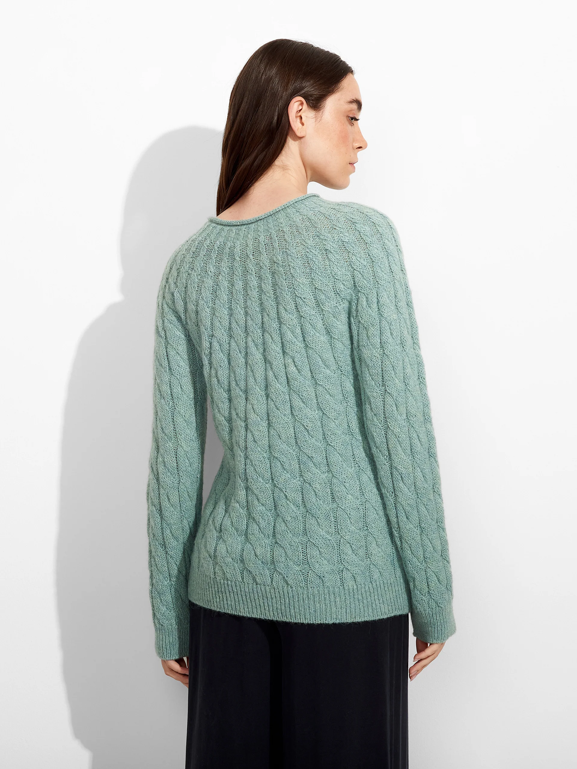 Suéter Zulema De Baby Alpaca Color Celeste - Image 3